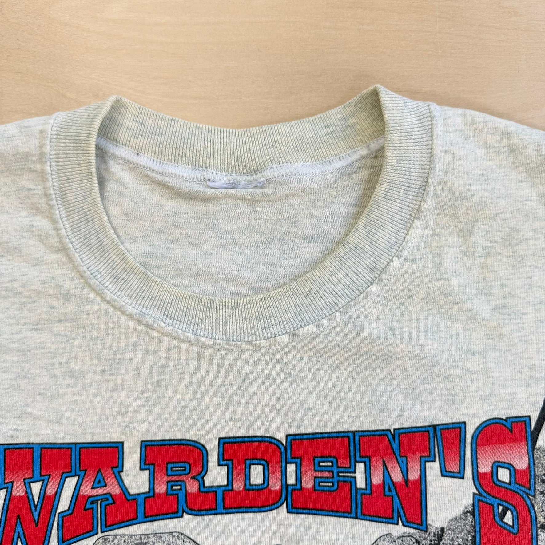 J- Vintage '97 Warden's Hangtown California Jeep Graphic Tee - XL
