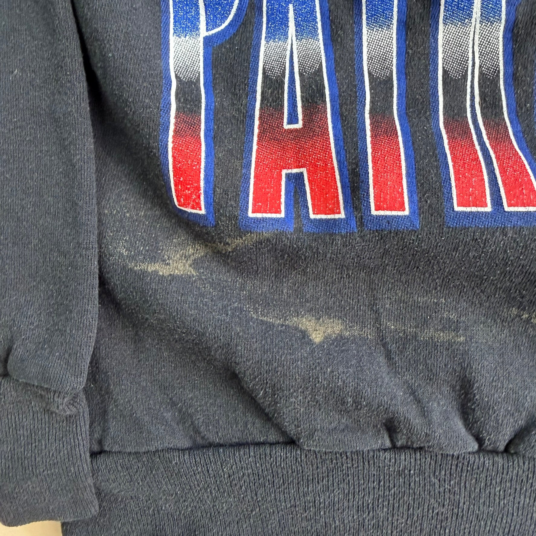 Vintage '95 New England Patriots NFL Text & Logo Graphic Crewneck - M