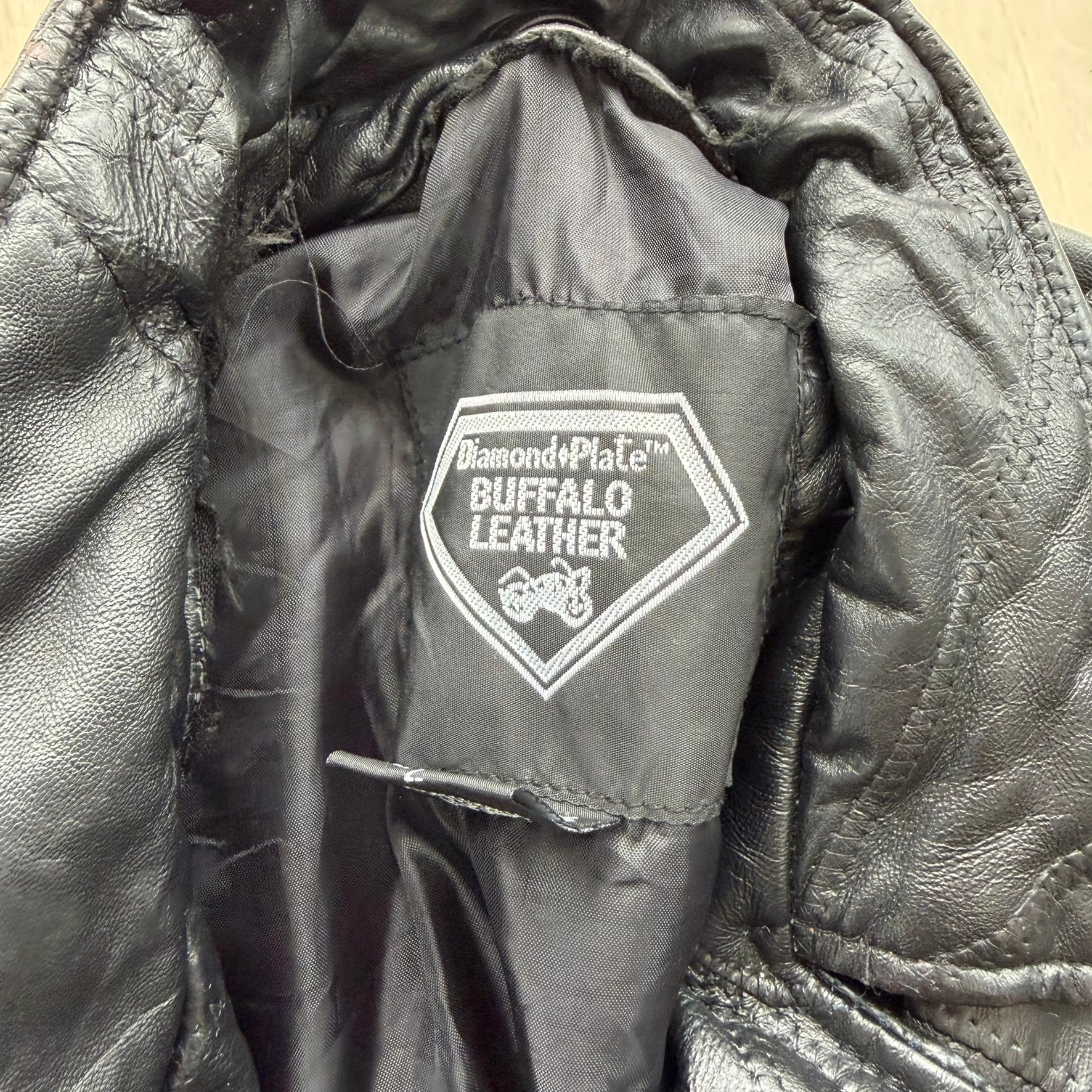J- Vintage Buffalo Leather Diamond Plate Biker Leather Jacket - L