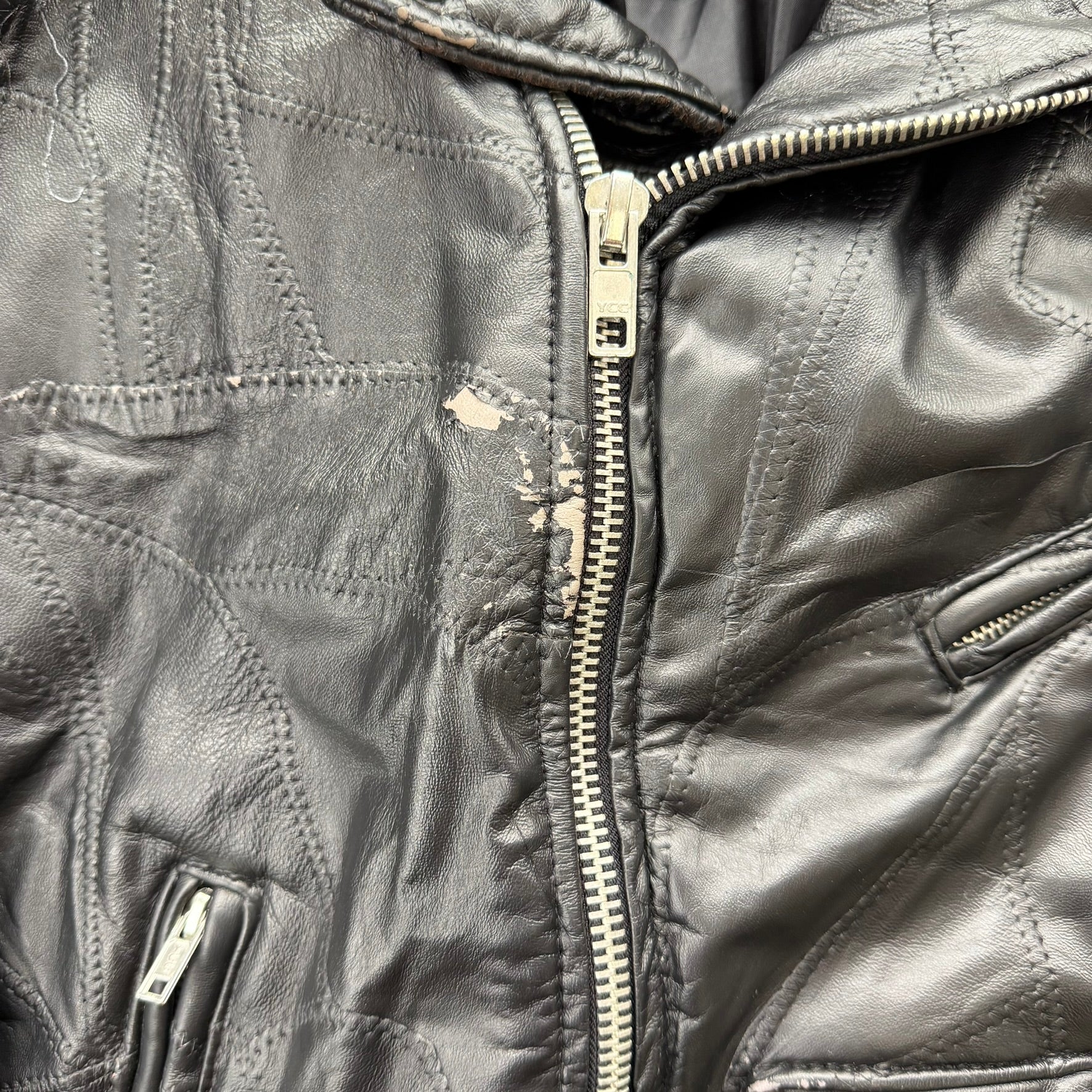 J- Vintage Buffalo Leather Diamond Plate Biker Leather Jacket - L