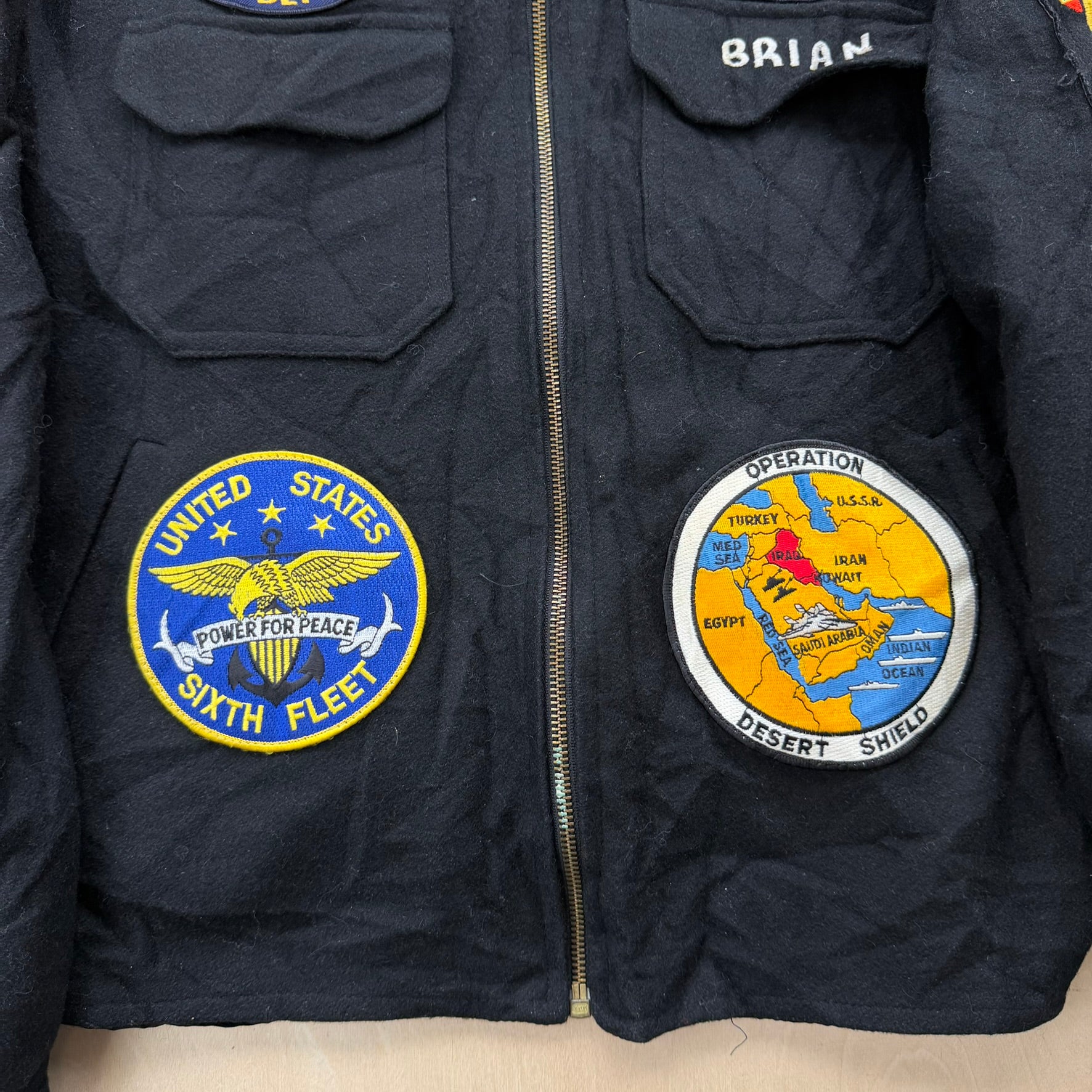 J- Vintage '90-91 US Navy USS Inchon Patches Zip Up Jacket - L