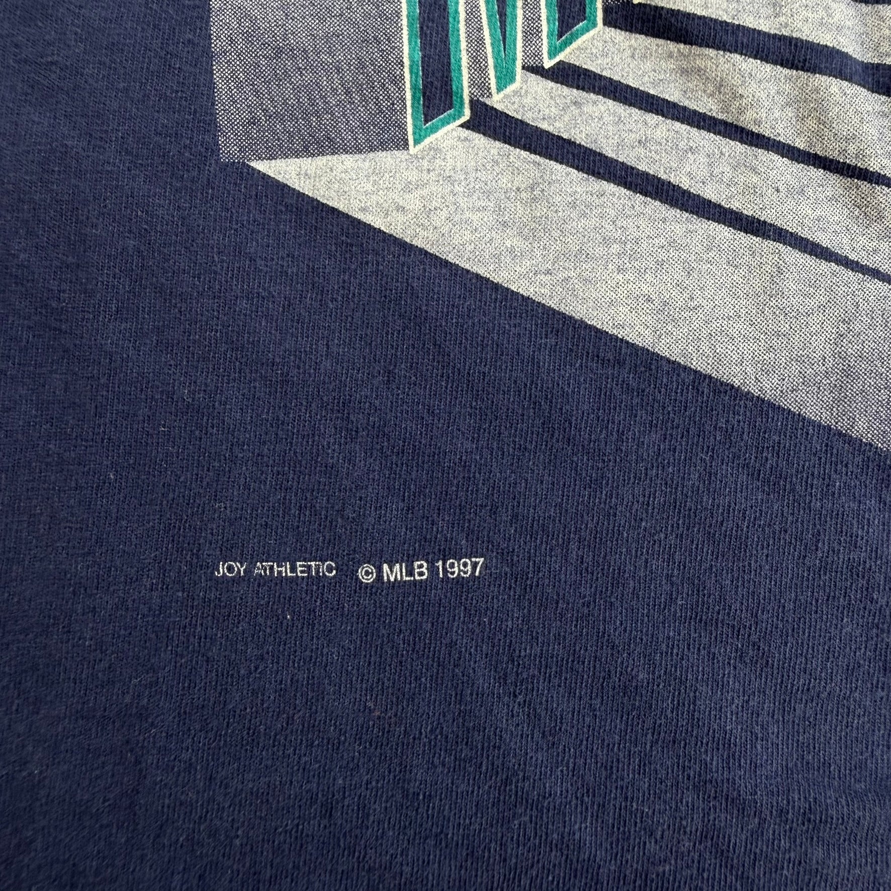 J- Vintage '97 Seattle Mariners Alex Rodriguez MLB Picture Graphic Single Stitch Tee - L