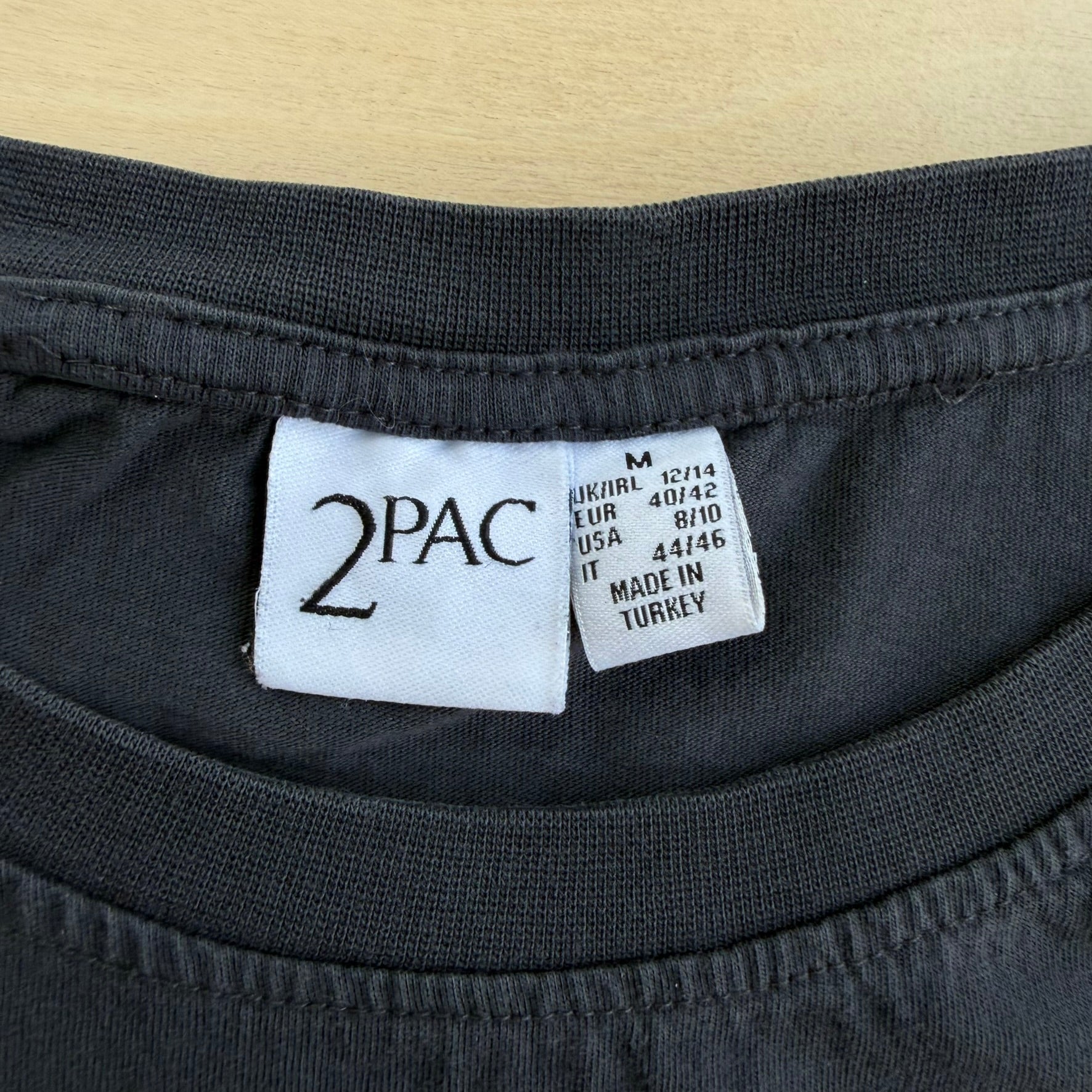 J- '23 Tupac Shakur Crouching Picture Graphic Tee - M