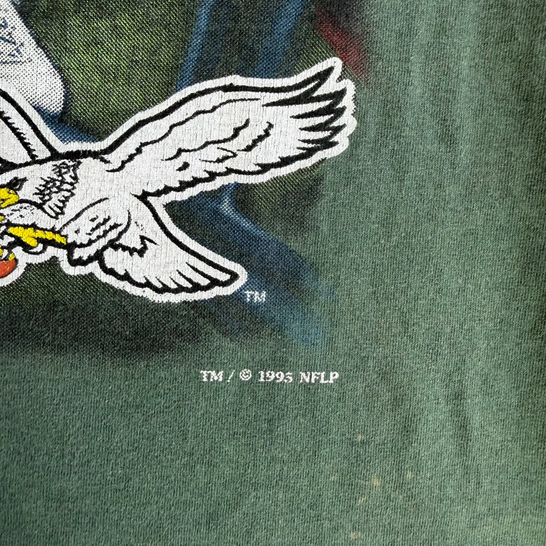 J- Vintage '95 Philadelphia Eagles NFL Graphic Made In USA Tee - L