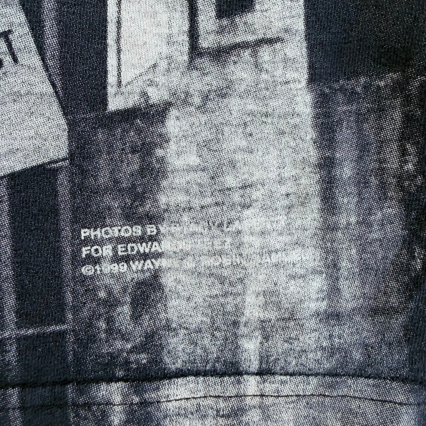 J- Vintage '99 Alcatraz All Over Print Graphic Tee - L