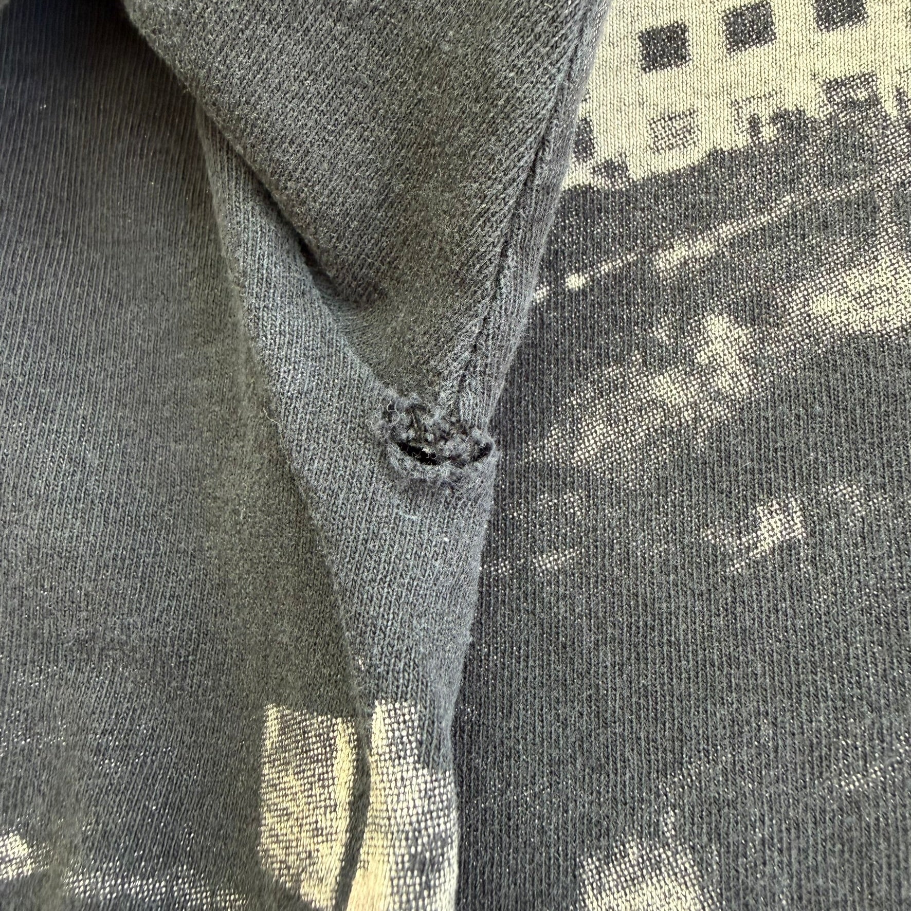 J- Vintage '99 Alcatraz All Over Print Graphic Tee - L