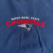 Vintage New England Patriots NFL Embroidered Text & Logo Crewneck - XL