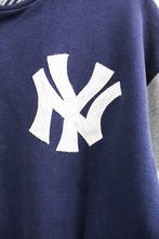 Load image into Gallery viewer, Vintage 1998 MLB New York Yankees World Champion Jacket
