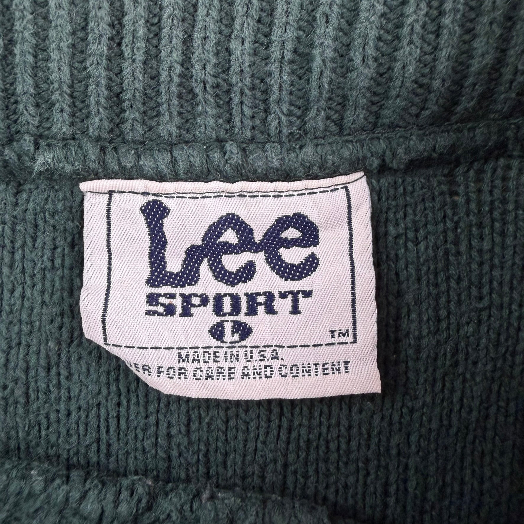 Vintage '97 Green Bay Packers Super Bowl Champs NFL Lee Embroidered Text Made In USA Knit Sweater - L
