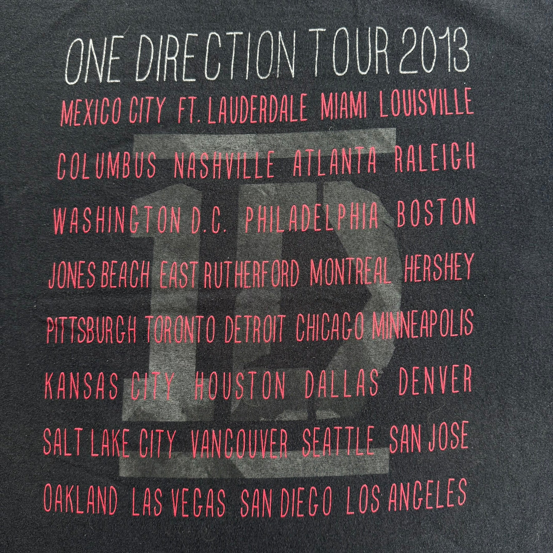 J- 2013 One Direction Take Me Home Tour Picture Tee - L
