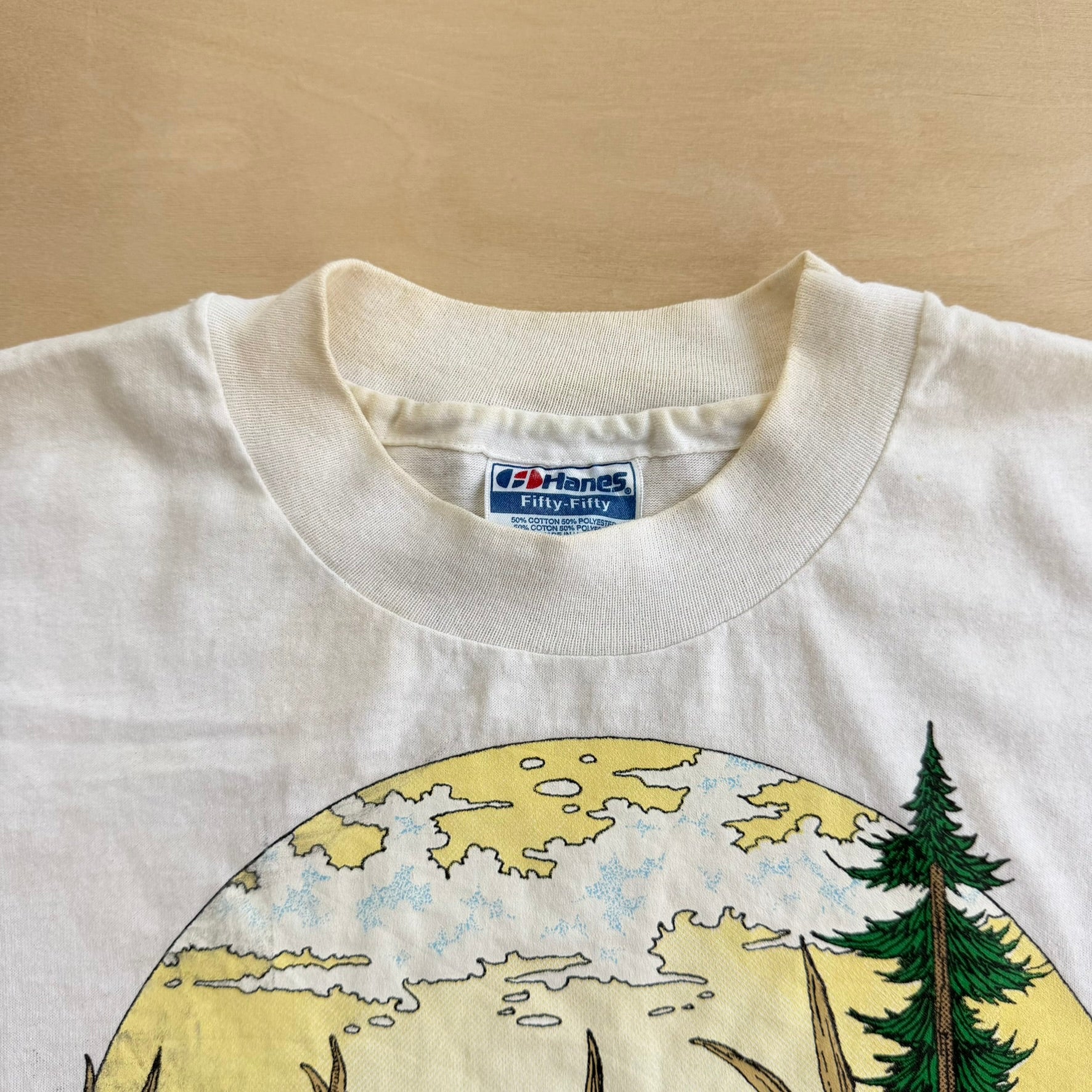J- Vintage '92 Oregon Deers In Forest Graphic Made In USA Single Stitch Tee - L