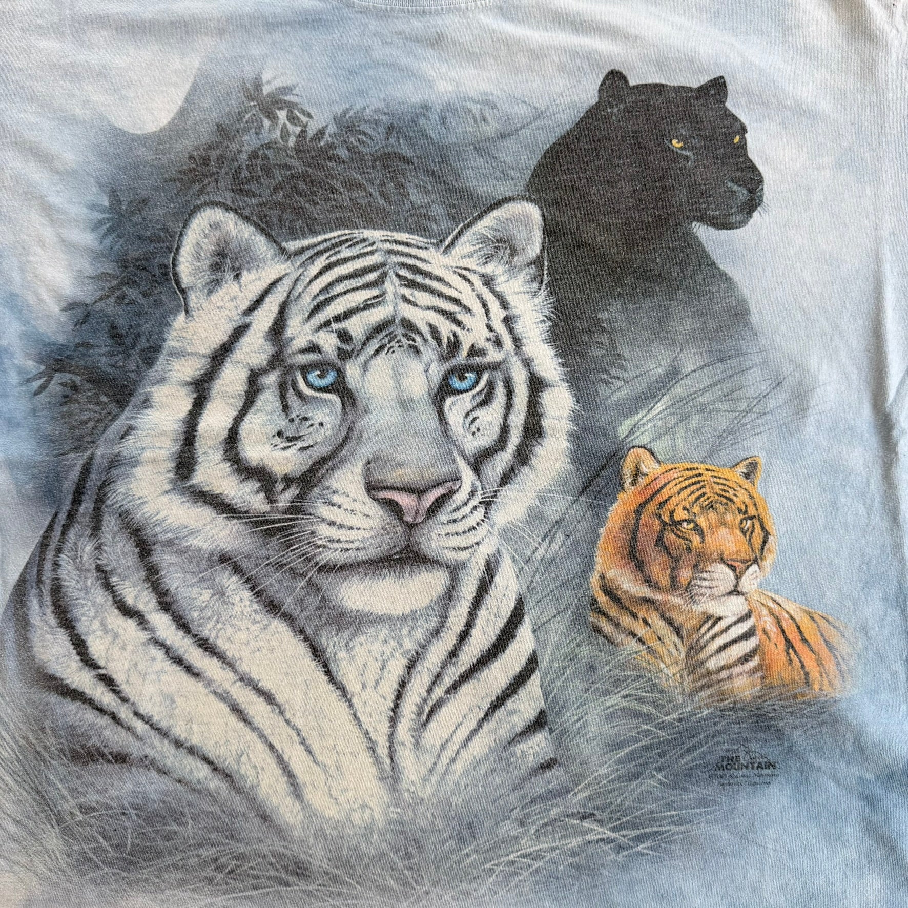 J- Vintage '03 The Mountain Big Cats Tigers Panthers Graphic Light Blue Acid Wash Tee - 3XL