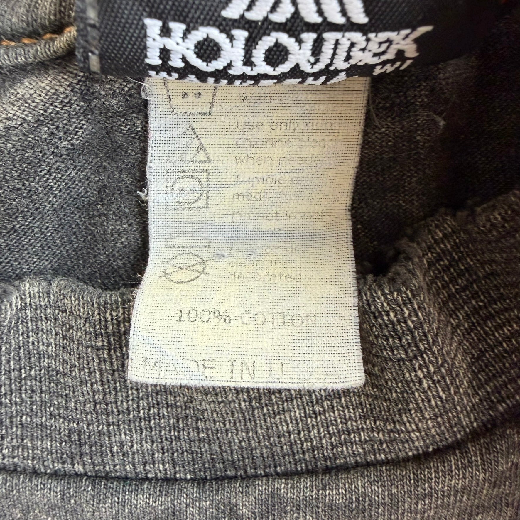J- Vintage '01 Harley Davidson Dartmouth Nova Scotia Graphic Tee - L