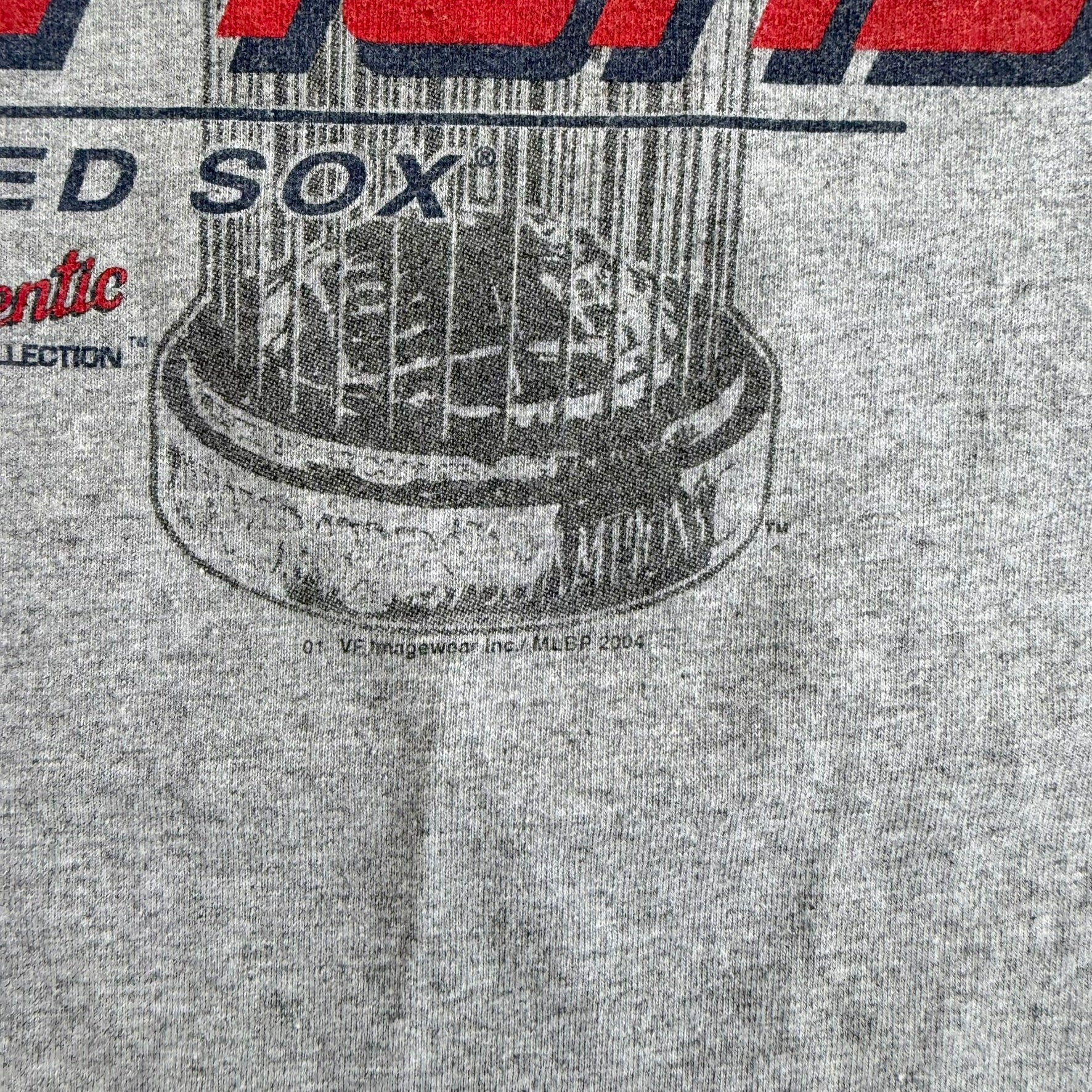 J- Vintage '04 Boston Red Sox MLB World Series Champions Long Sleeve Tee - XL