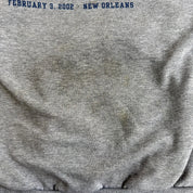 Vintage '02 Logo Athletic NFL Super Bowl 36 Patriots Vs Rams Graphic Crewneck - L