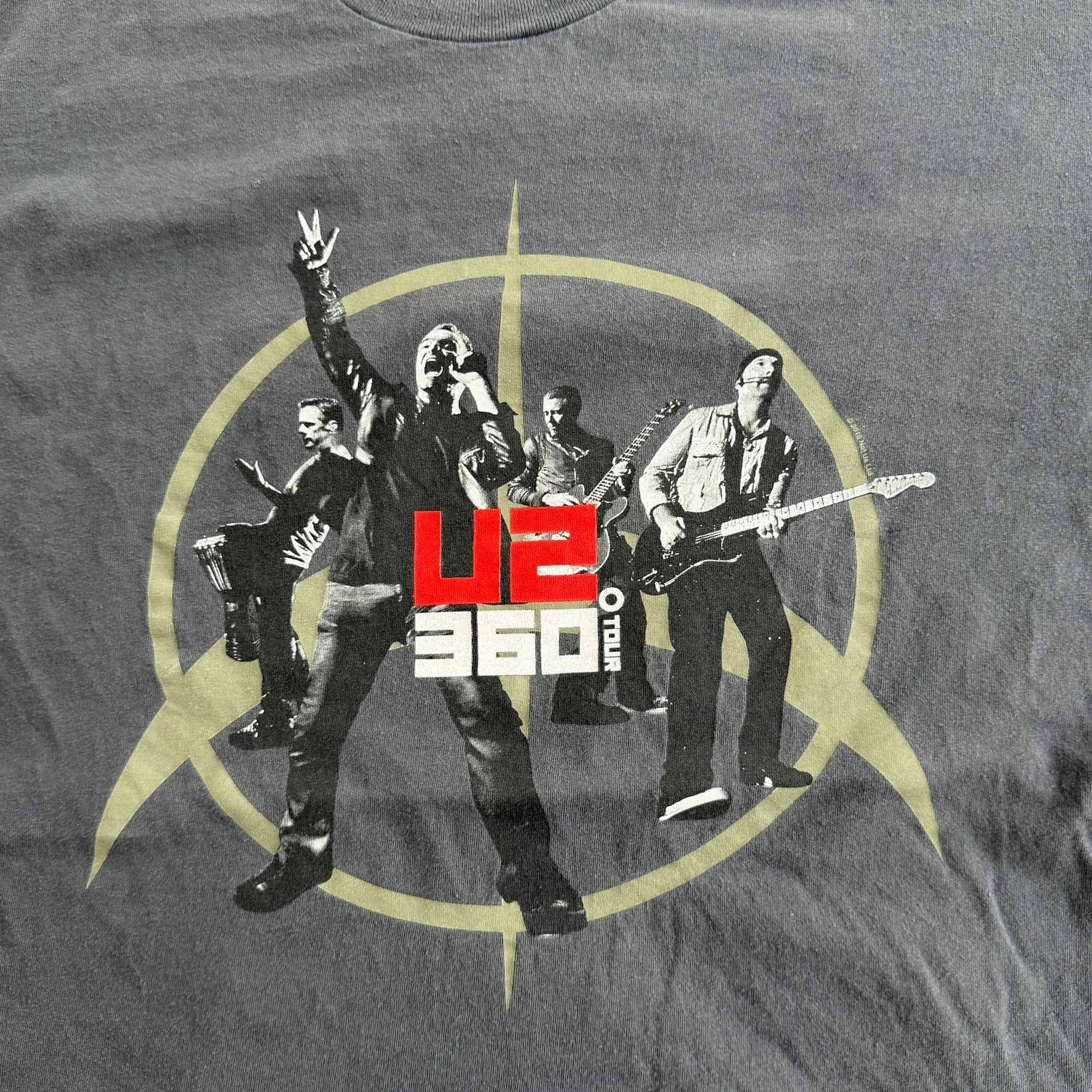 J- Vintage '10 U2 360 Tour Picture Graphic Made In USA Tee - M
