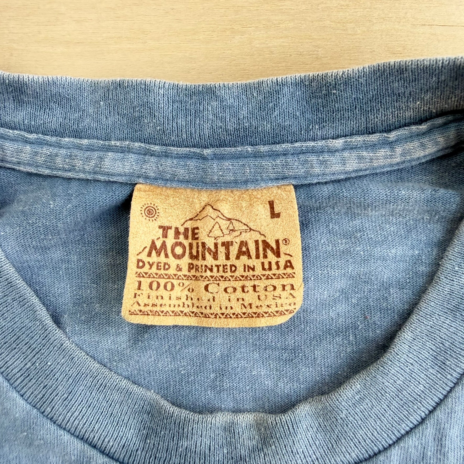 J- Vintage '99 The Mountain Horses In Forest Graphic Blue Acid Wash Tee - L