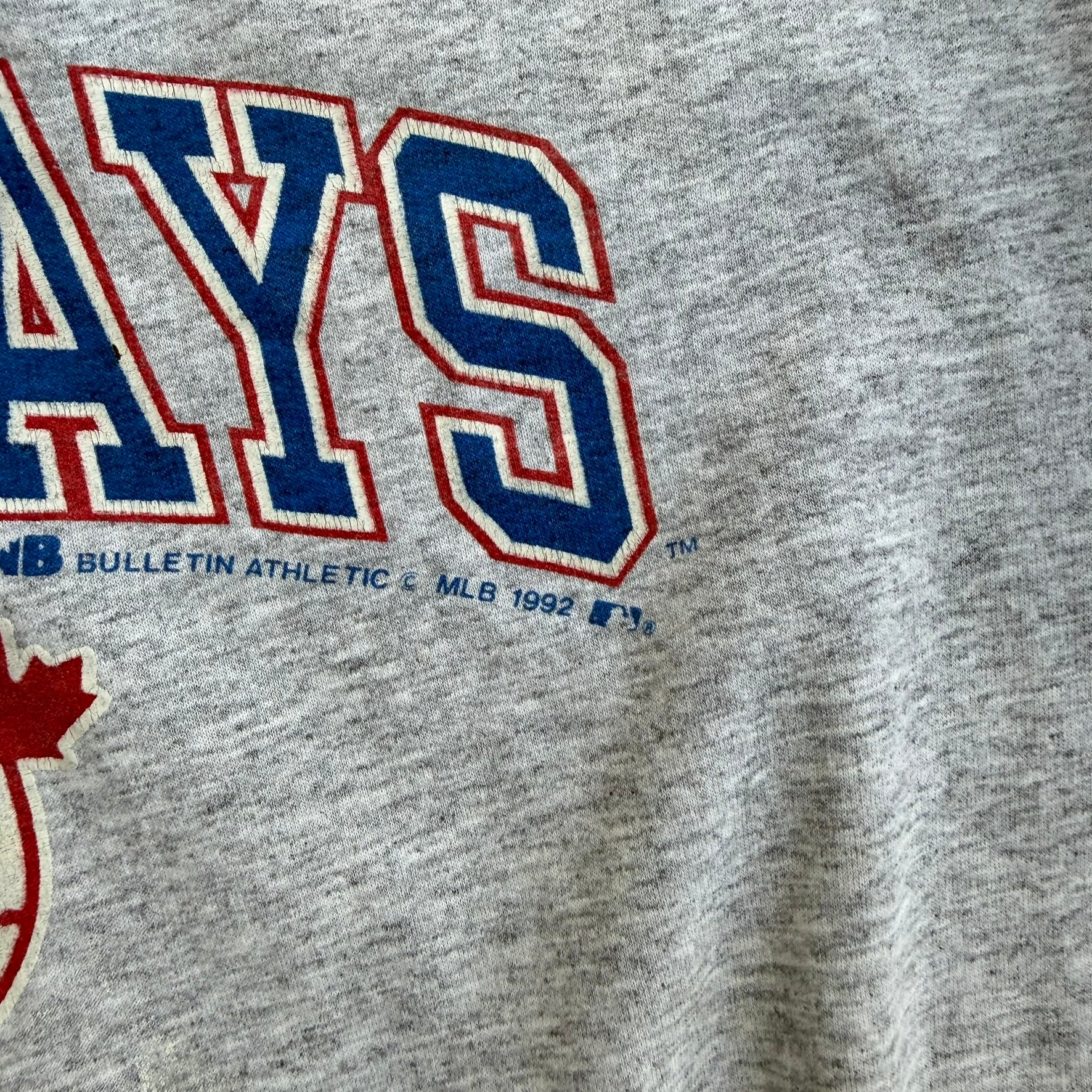 J- Vintage '92 Toronto Blue Jays Logo & Text Made In Canada Hoodie - XL