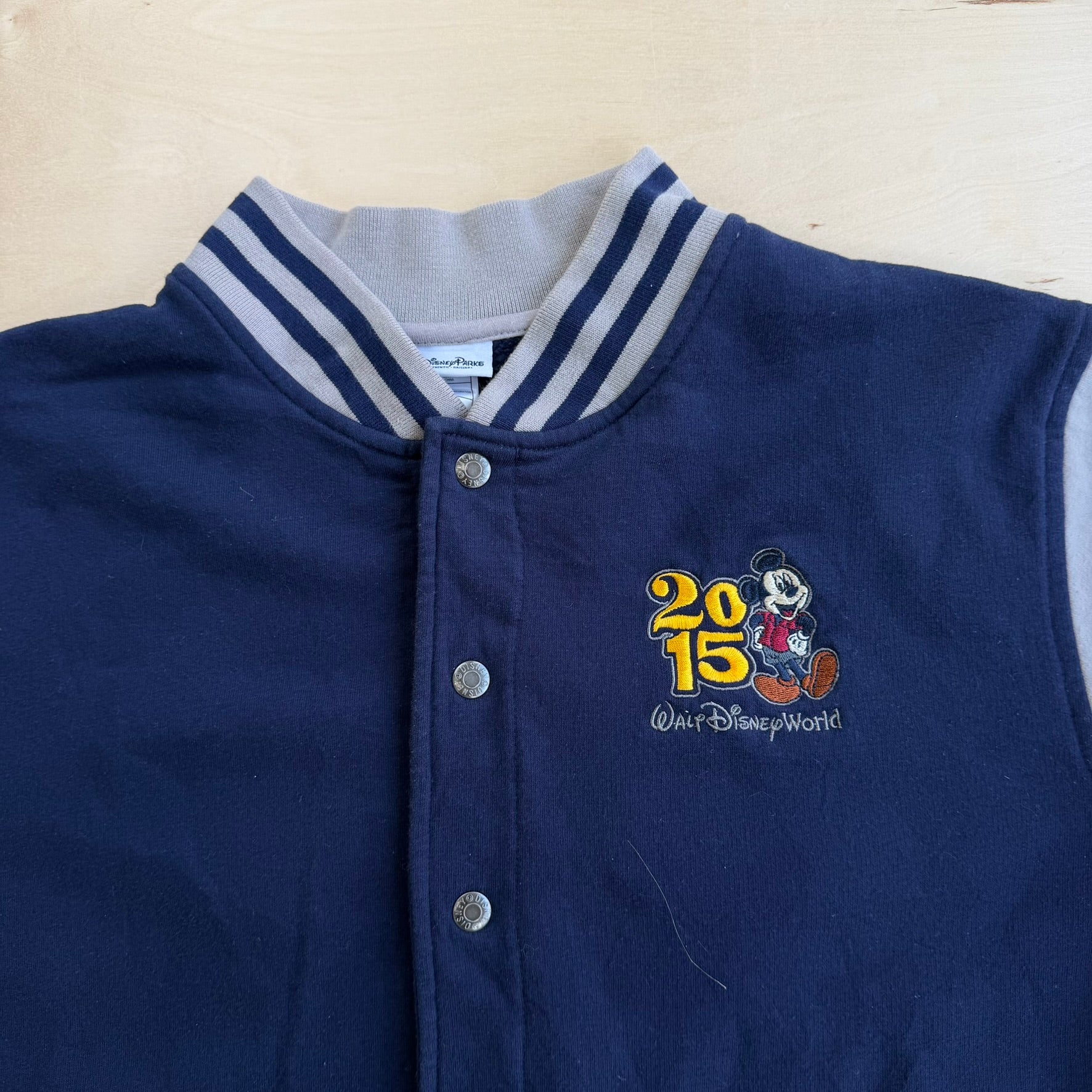 J- 2015 Disney Walt Disney World Embroidered & Chenille Embroidered Graphic Varsity Jacket - L