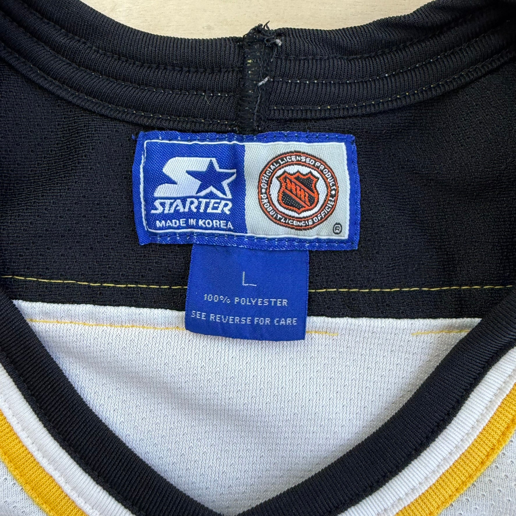J- Vintage Boston Bruins NHL Starter Hockey Jersey - L