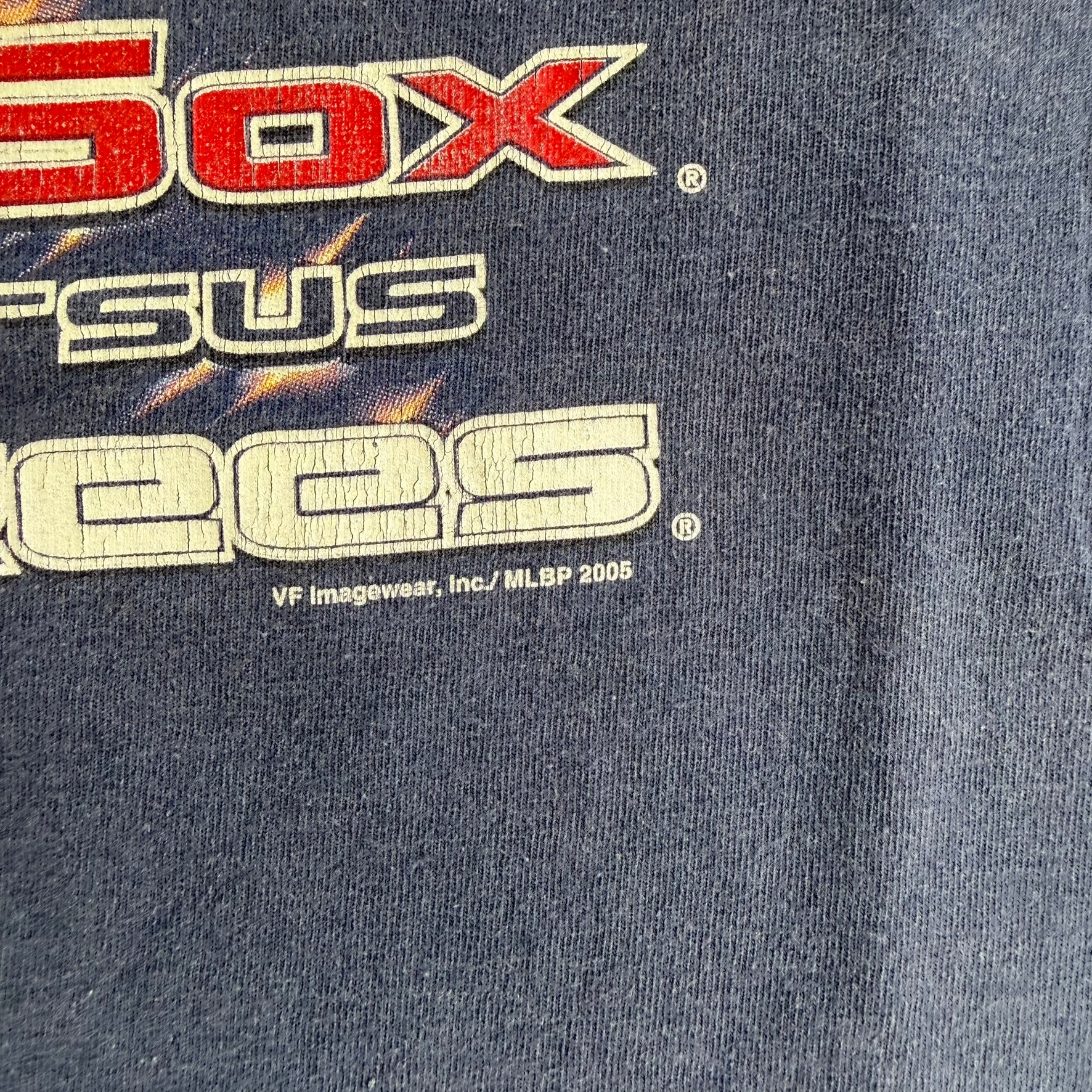 J- Vintage '05 MLB Boston Red Sox Vs New York Yankees Greatest Rivalry In Sports Graphic Tee - XL