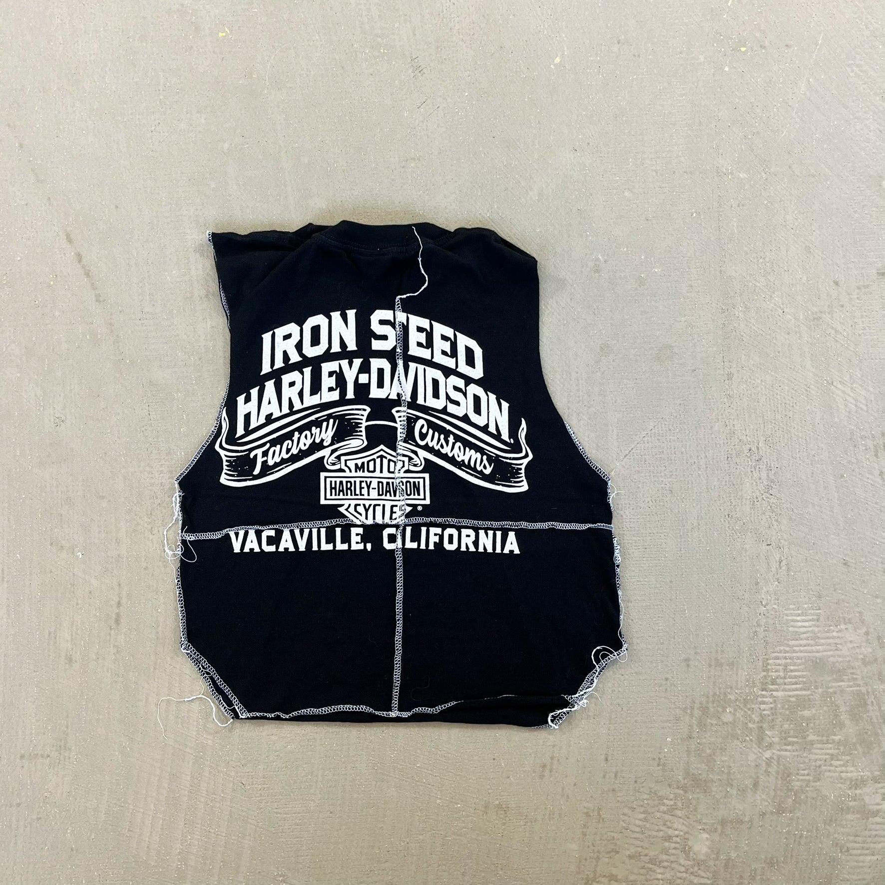 F- HOM Harley Davidson Vacaville Reworked Dbl Stitch Crop Top
