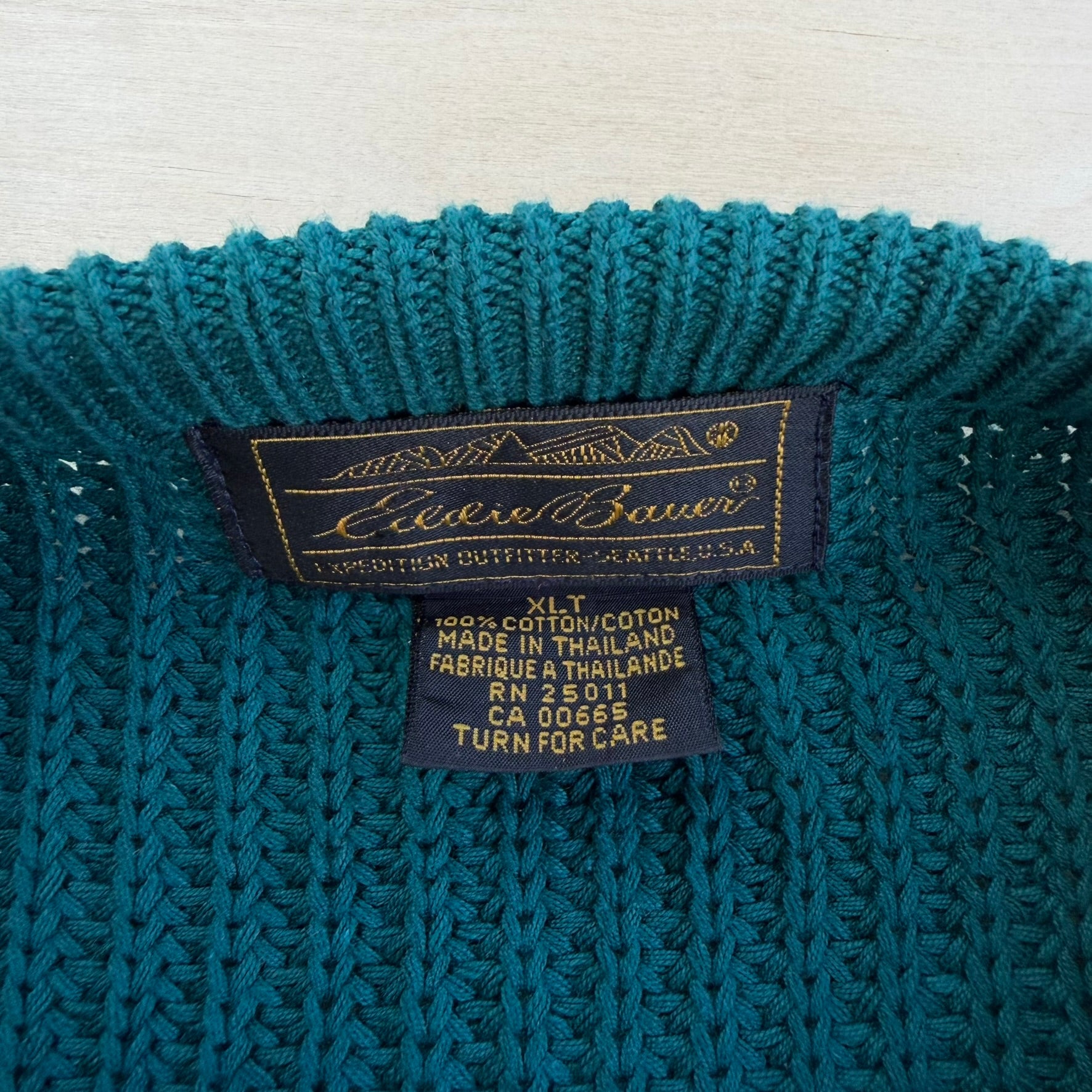 J- Vintage Eddy Bauer Navy/Dark Green Knit Sweater - XLT