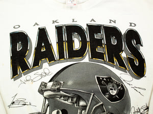 D- Vintage 1995 Los Angeles Raiders Helmet Logo & Signatures Crewneck