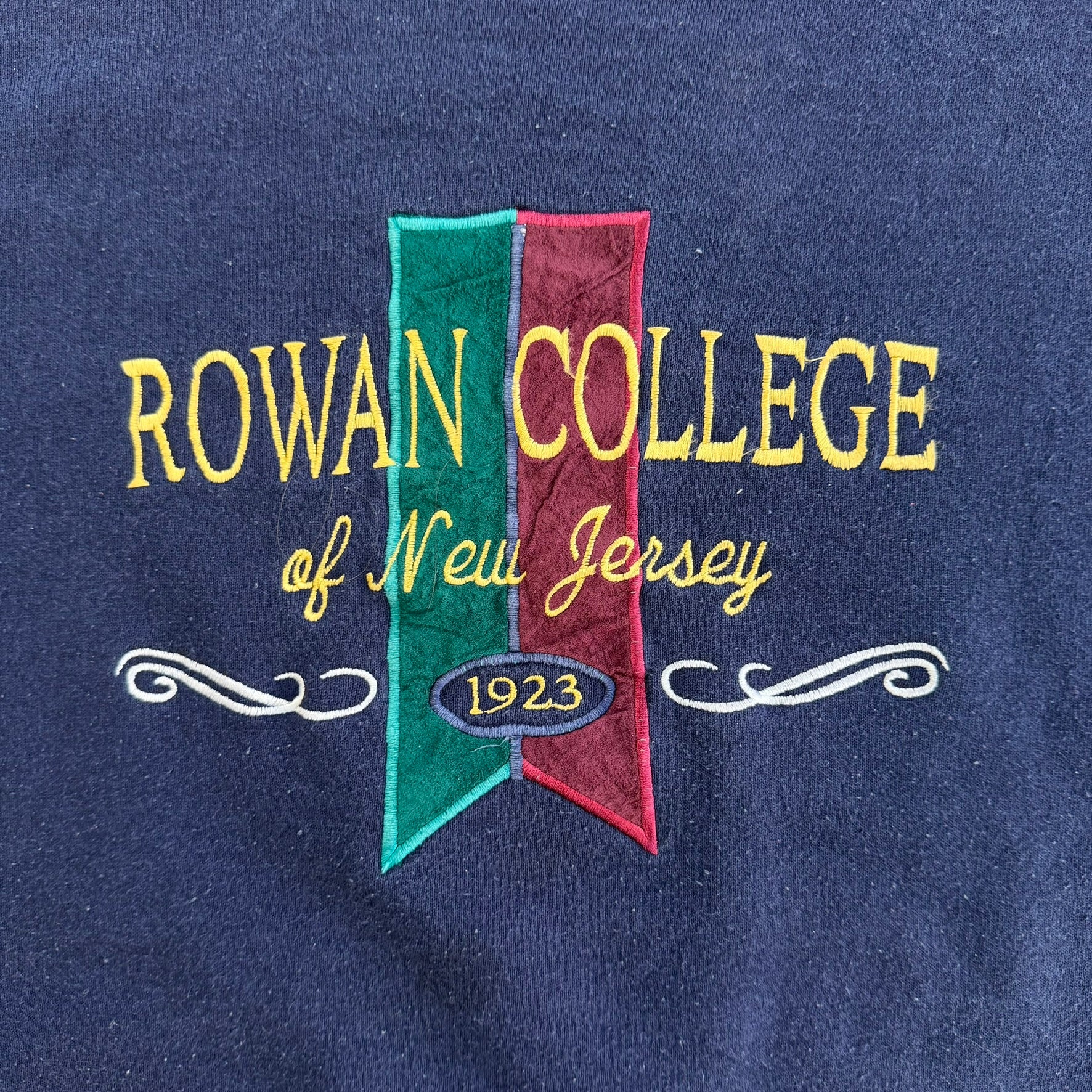 J- Vintage 90s Rowan College New Jersey Embroidered Text Jansport Made In USA Crewneck - 2XL