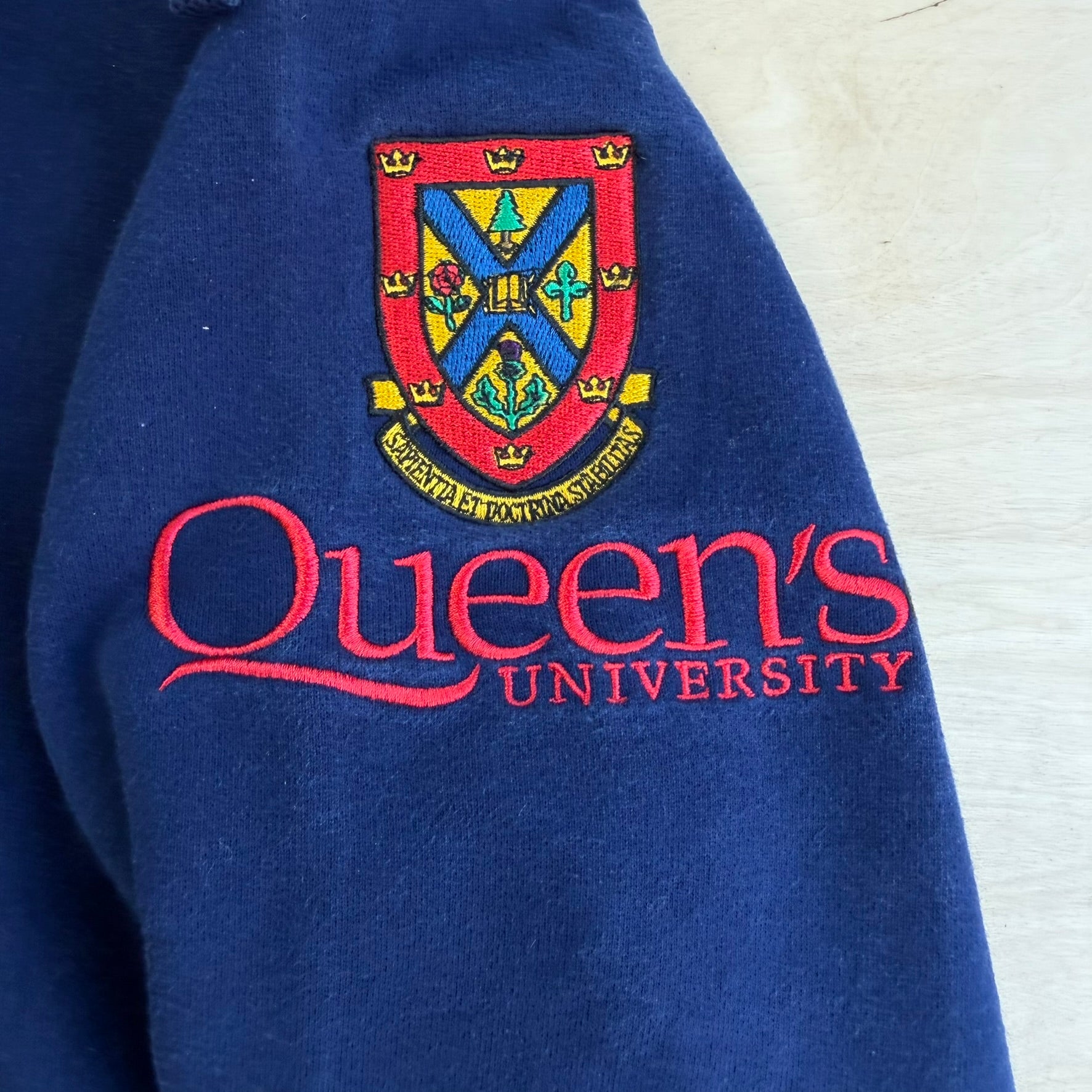 J- Vintage Queens University Embroidered Logo Hoodie - L