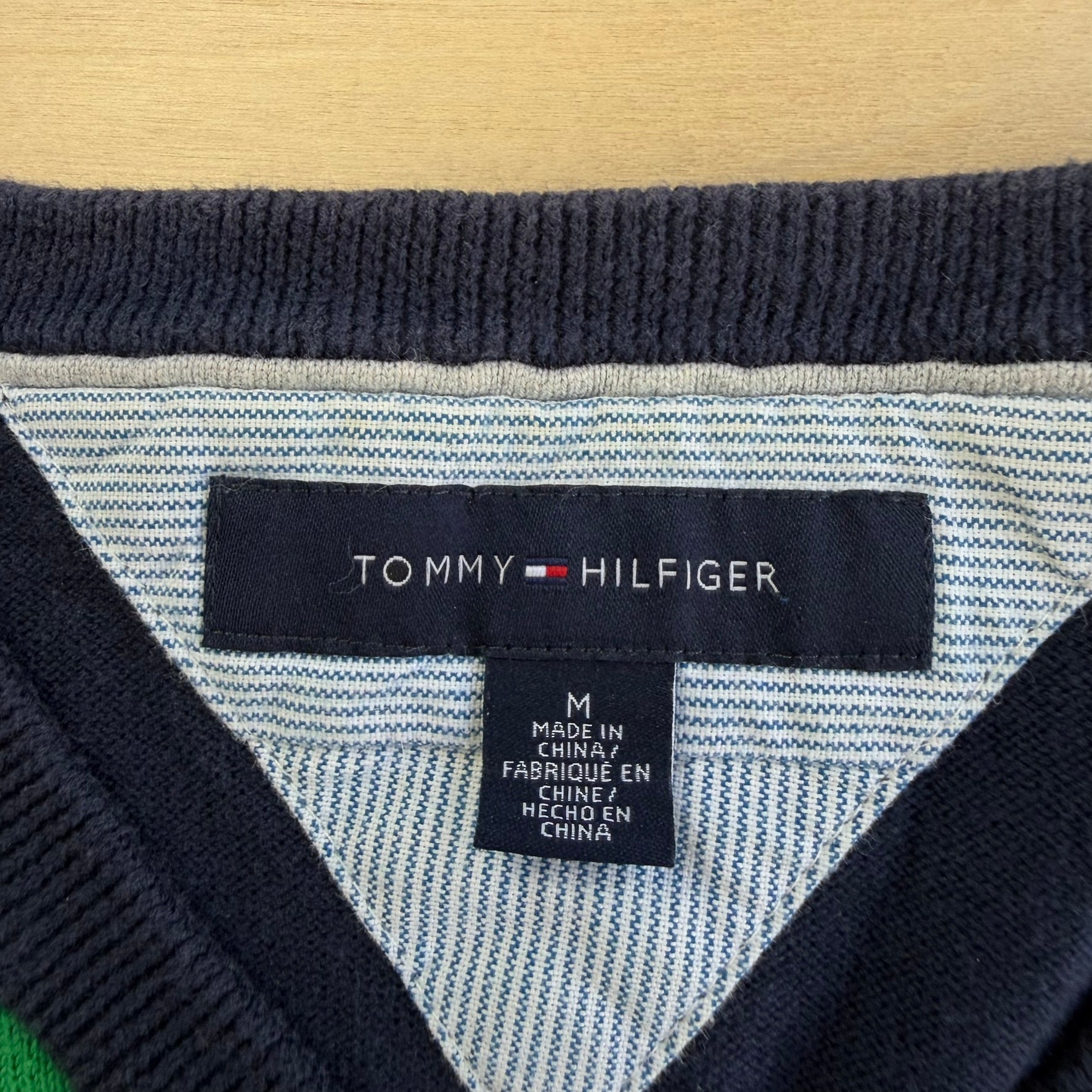 J- Vintage Tommy Hilfiger Embroidered Logo Diamond Pattern Sweater - M