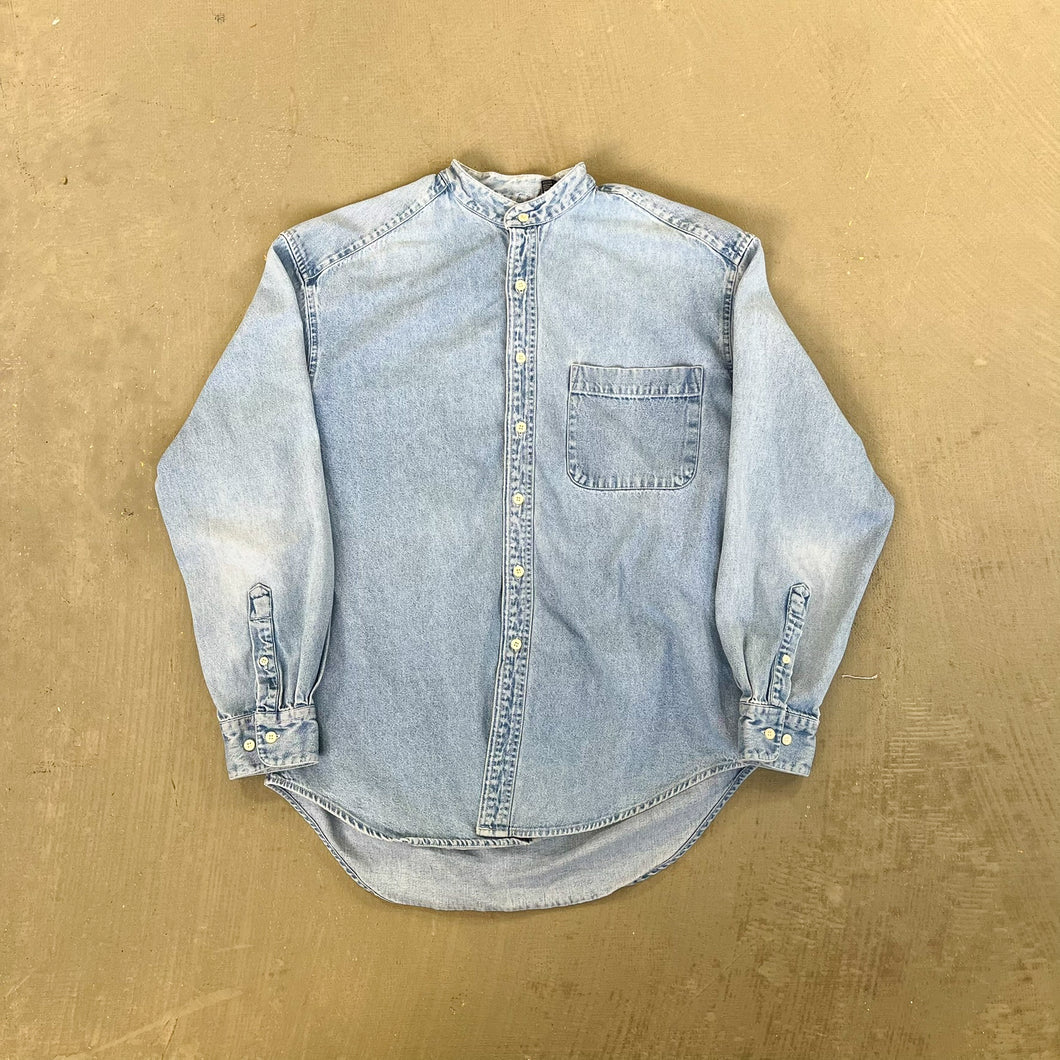 F- Vintage GAP Light Wash Denim Button Down Shirt
