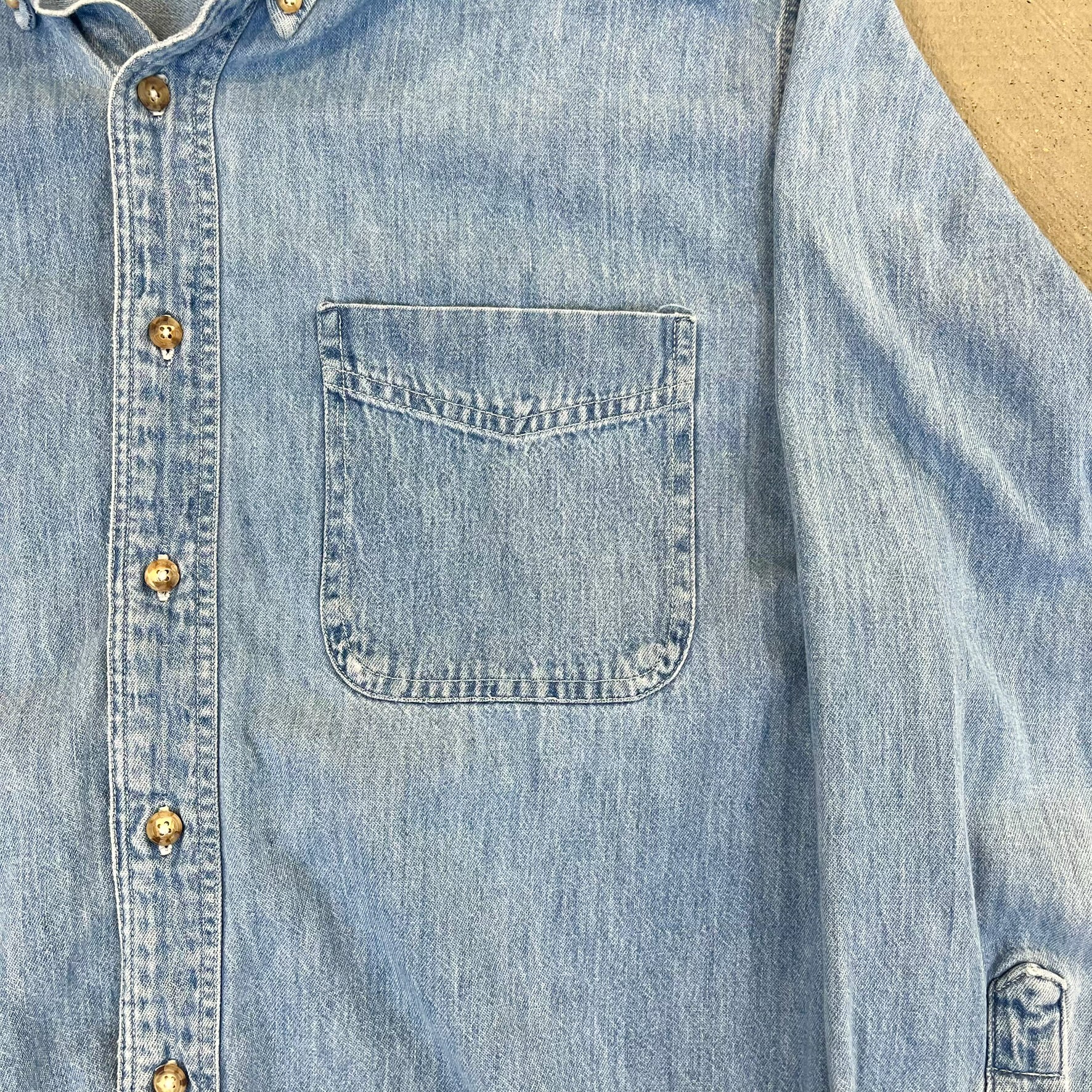 F-Vintage GAP Denim Button Down Shirt