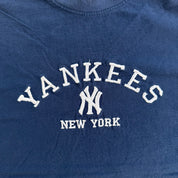 J- Vintage New York Yankees MLB Lee Embroidered Text & Logo Tee - XL