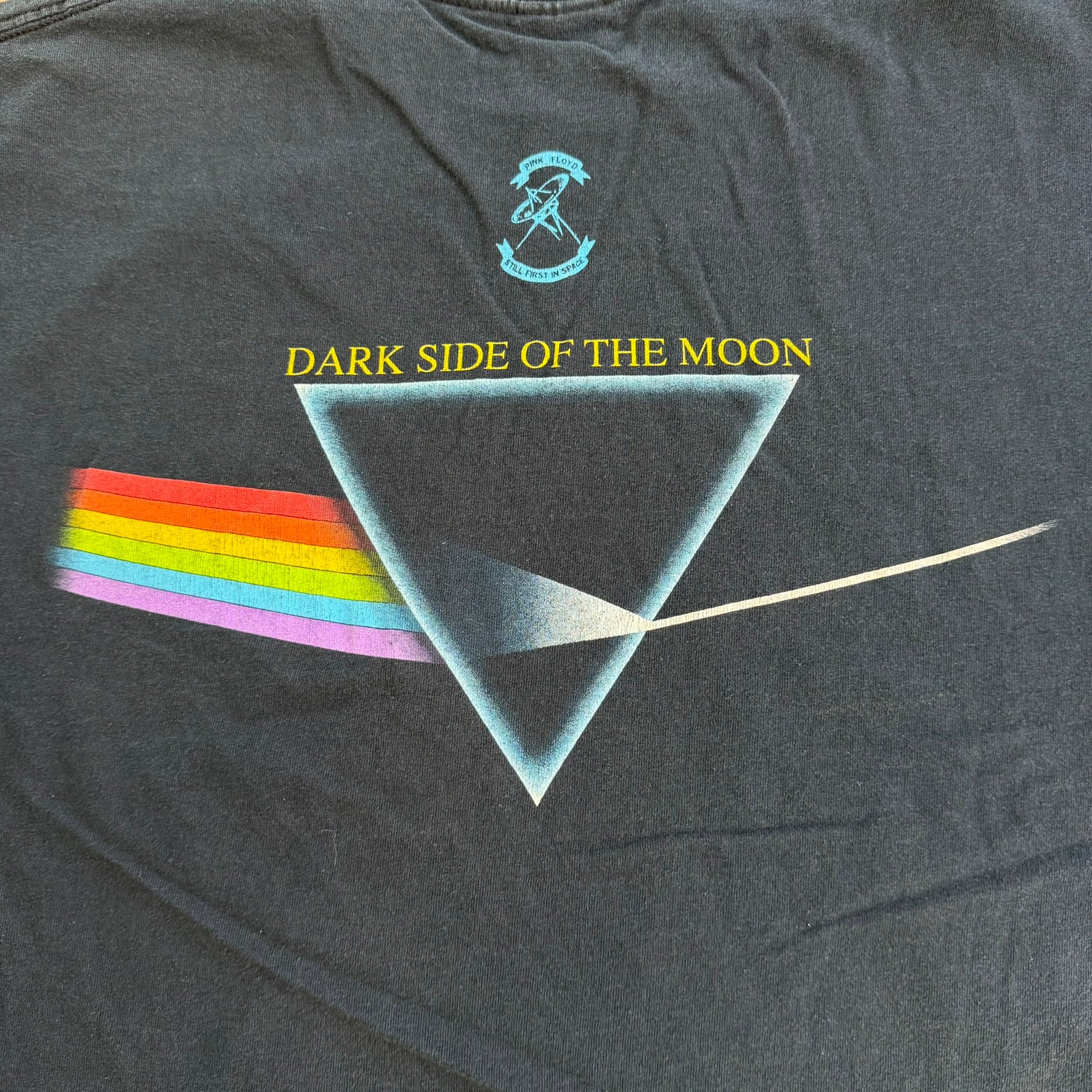 J- '11 Pink Floyd Dark Side Of The Moon Graphic Logo Tee - L