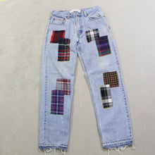 Load image into Gallery viewer, D- HOM Plaid Patches Reworked Levi&#39;s 550 32x32 Jeans
