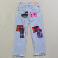 Load image into Gallery viewer, D- HOM Plaid Patches Reworked Levi&#39;s 550 32x32 Jeans
