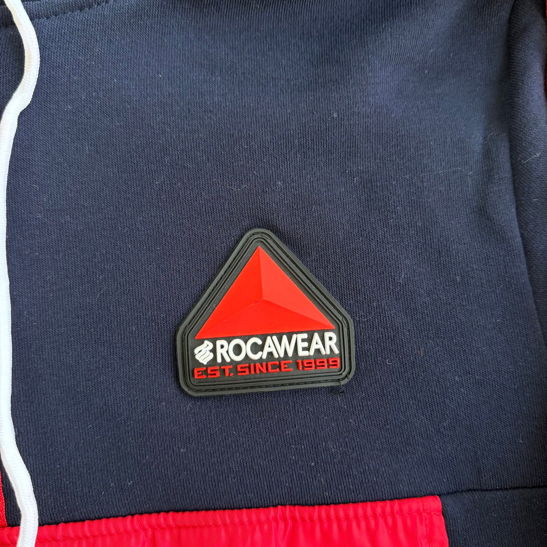 J- Vintage Rocawear Embroidered Logo Quarter Zip Pullover Hoodie - M