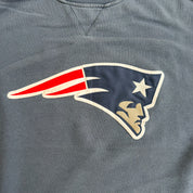 J- Vintage New England Patriots NFL Embroidered Logo Crewneck - 2XL