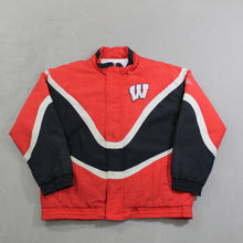 Load image into Gallery viewer, D- Vintage Wisconsin Badgers Apex One Winter jacket
