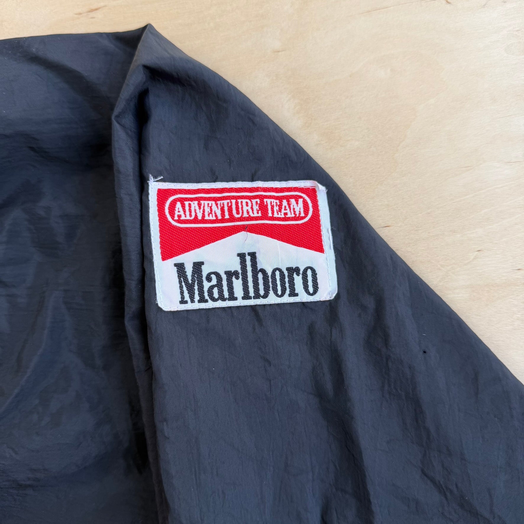 J- Vintage 90s Marlboro Adventure Team Lightweight Zip Up Jacket - XL