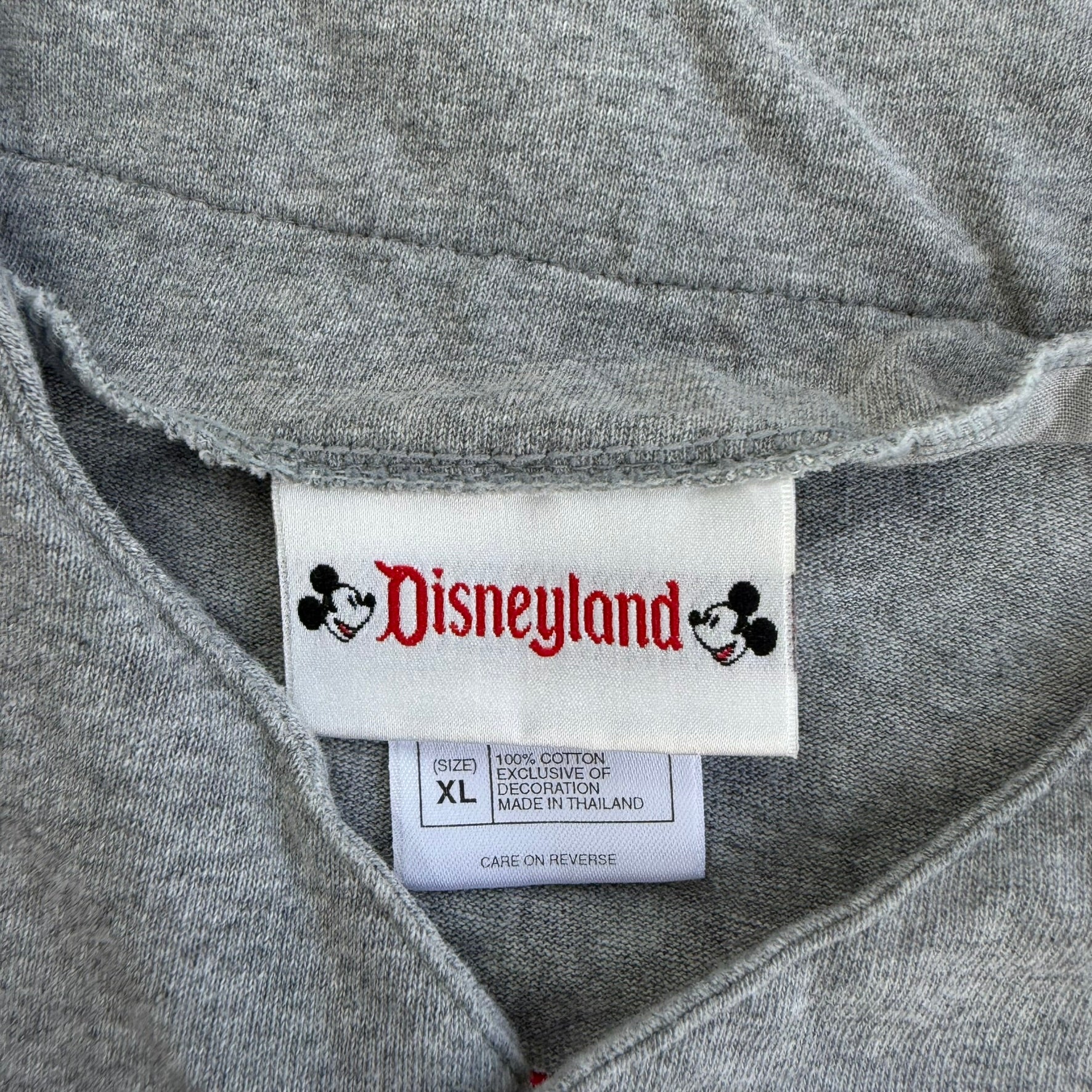 J- Vintage Disney Donald Duck Embroidered Baseball Jersey - XL