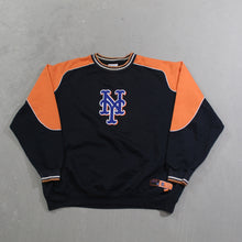 Load image into Gallery viewer, D- Vintage New York Mets MLB Lee Embroidered Logo Crewneck
