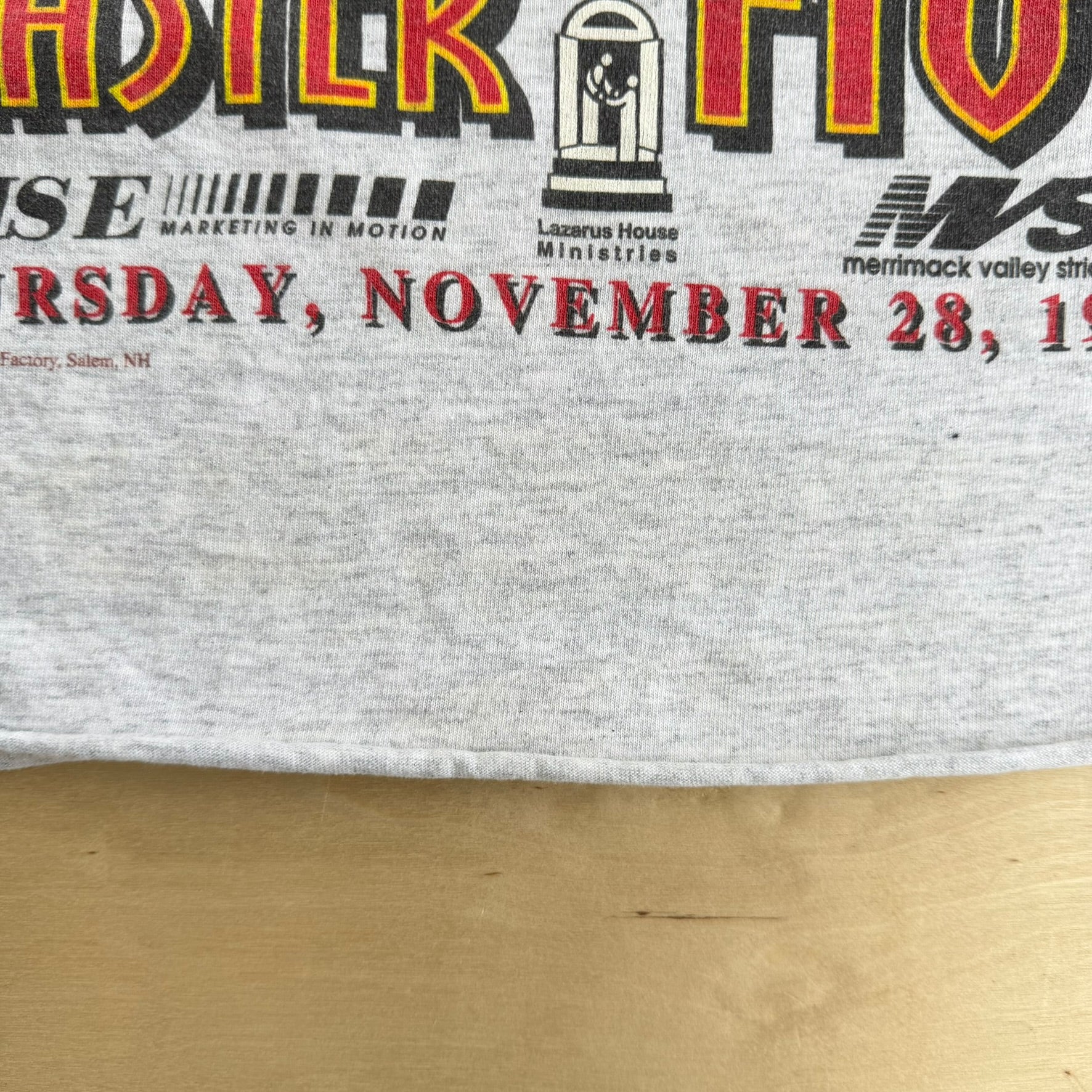J- Vintage '96 Feaster Five Thanksgiving Run Graphic Made In USA Cropped Long Sleeve - L