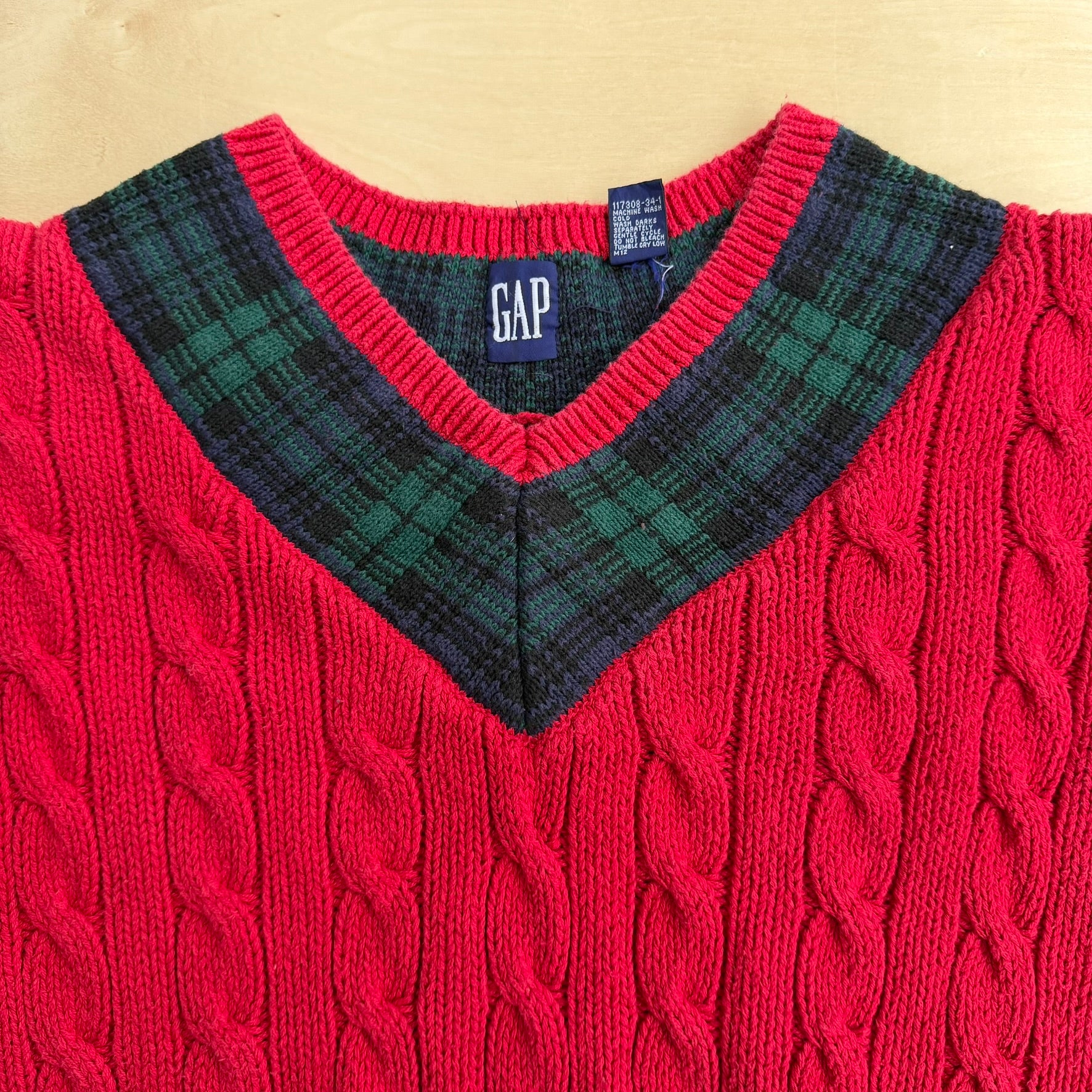 J- Vintage Gap Red & Plaid Green Pattern Knit Sweater - XL
