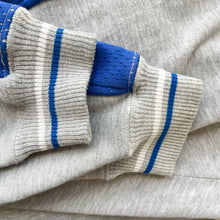 Load image into Gallery viewer, F- Vintage New York Giants NFL Lee Embroidered Text Crewneck
