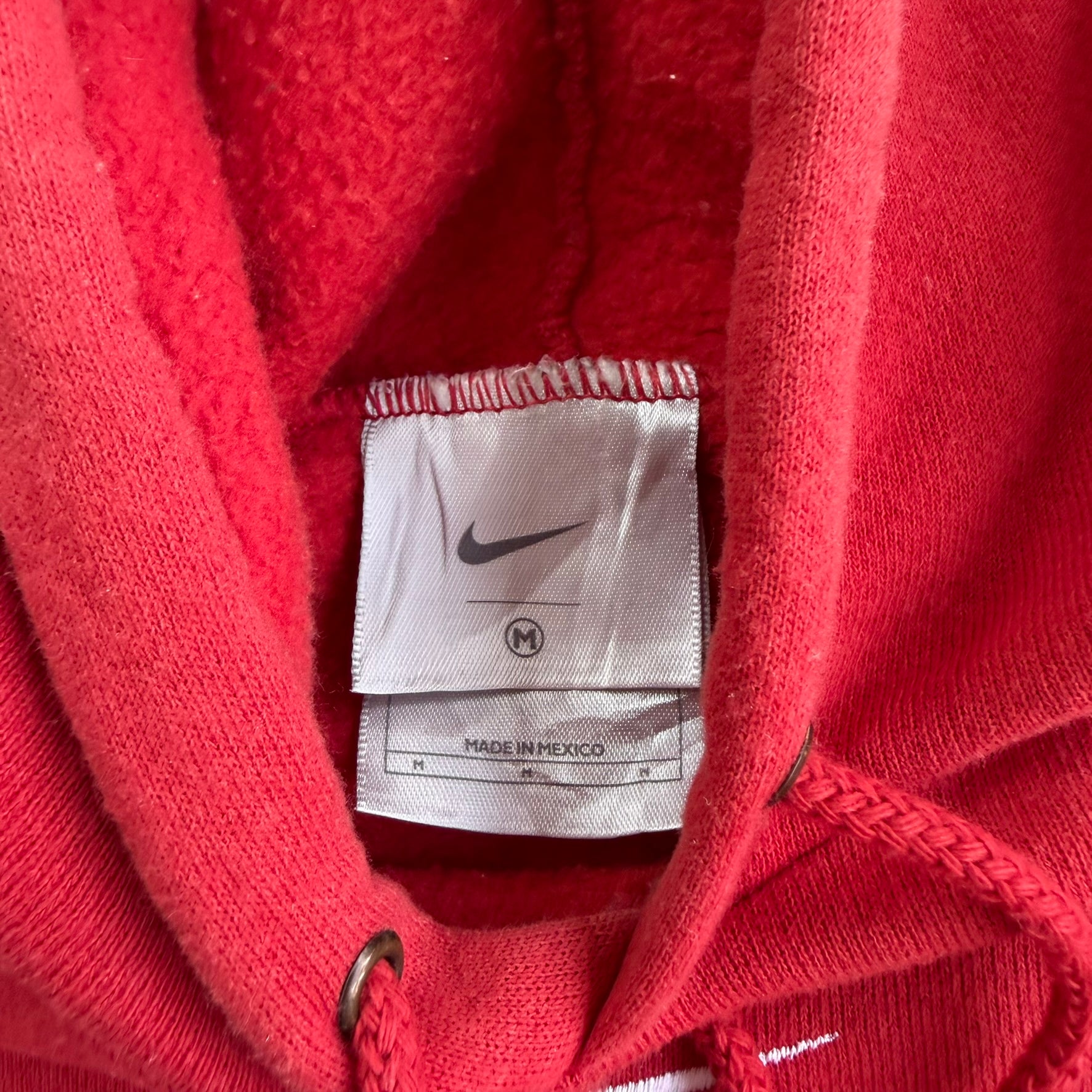 J- Vintage Nike Center Swoosh Red Hoodie - M