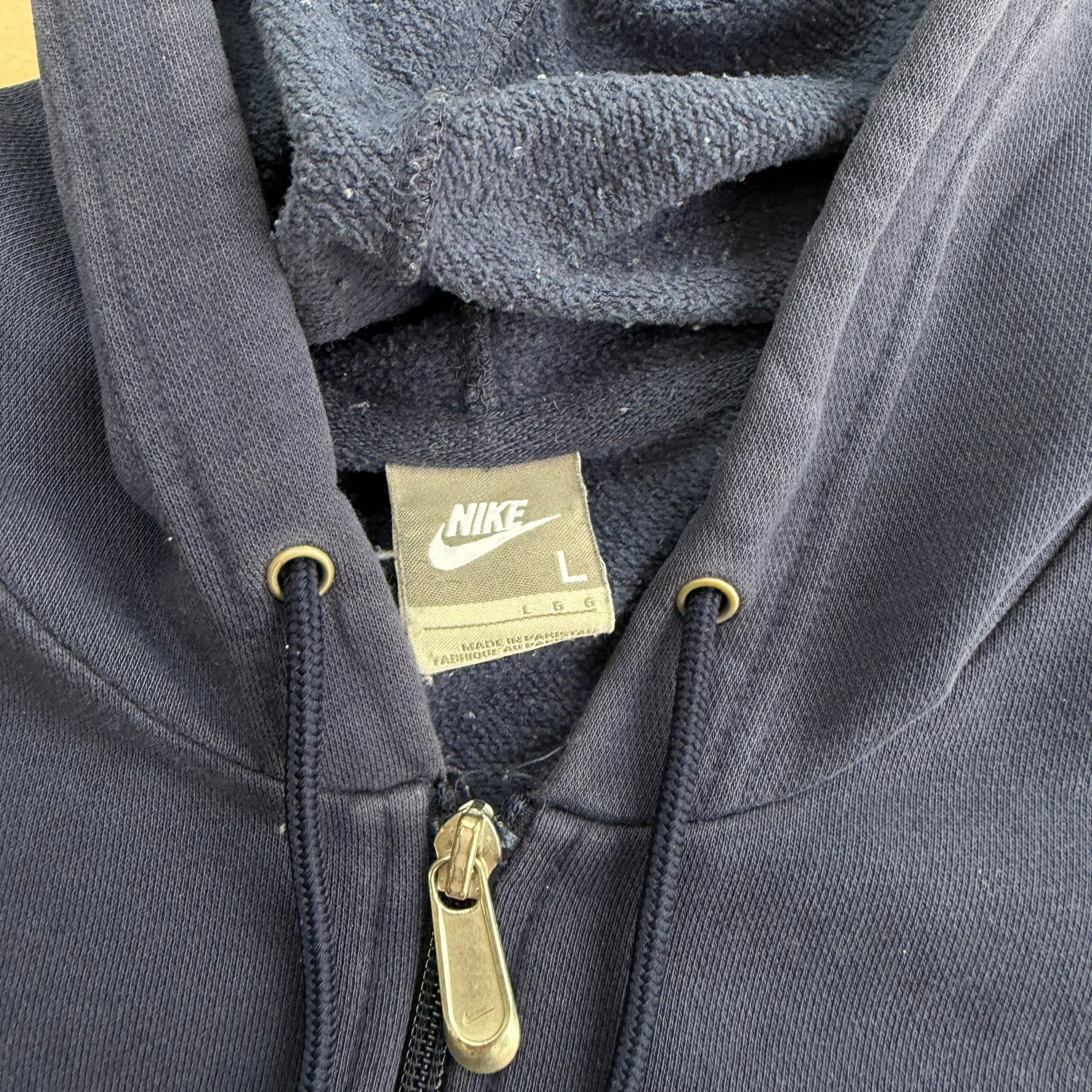 J- Vintage Nike Embroidered Text & Swoosh Navy Zip Up Hoodie - L