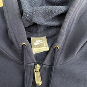J- Vintage Nike Embroidered Text & Swoosh Navy Zip Up Hoodie - L