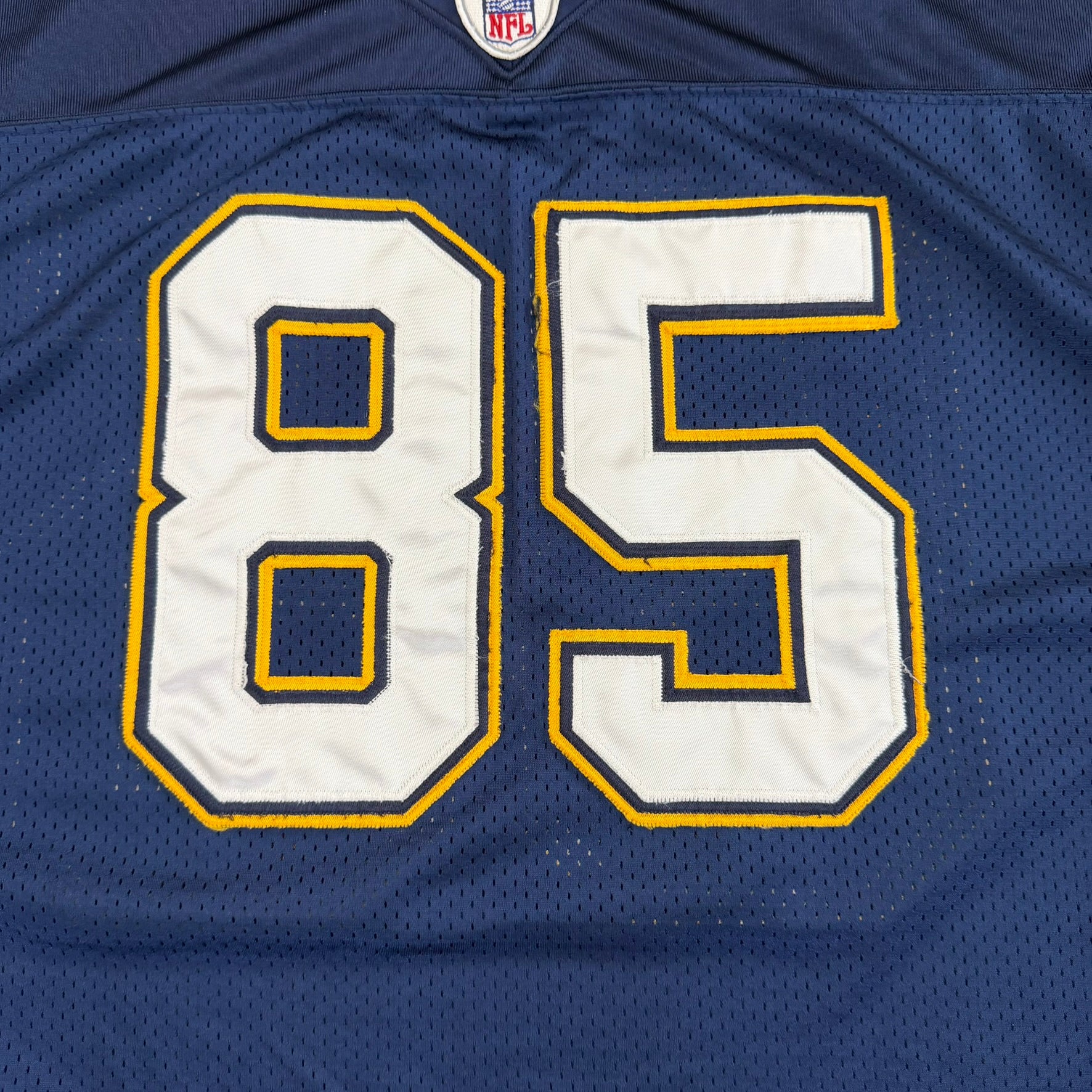 J- Vintage San Diego Chargers Antonio Gates NFL Reebok Football Jersey - 58 (fits 2XL)